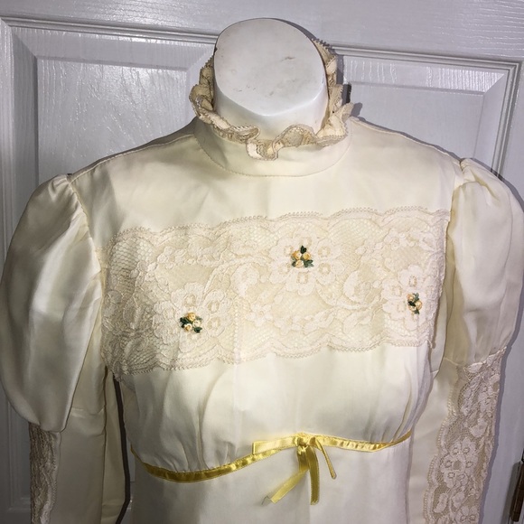 Vintage 1970’s Victorian Style Dress Gown - Picture 2 of 6